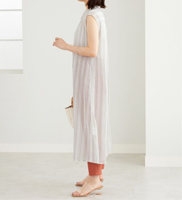 BELLUNA（ベルーナ）の「ラメ入りストライプ柄シアーロングシャツ（シャツワンピース）」｜詳細画像