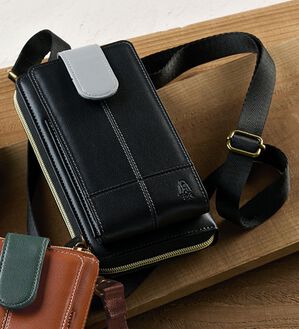 「＜ハッシュパピー＞大人のスマホ＆ウォレットポーチ（メンズショルダーバッグ）」｜ブラック