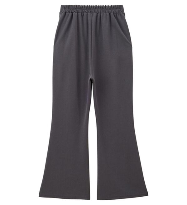 GeeRA（ジーラ）の「センターラインセミフレアカットパンツ（フルレングスパンツ）」｜詳細画像