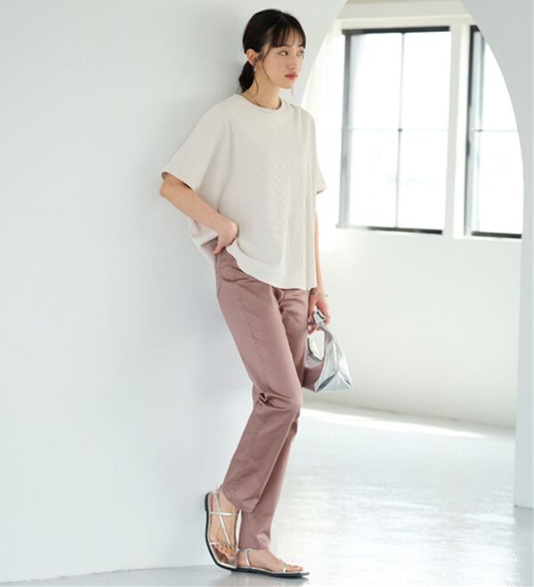 BELLUNA（ベルーナ）の「サラリ速乾！綿サテンストレッチカラーパンツ（フルレングスパンツ）」｜詳細画像