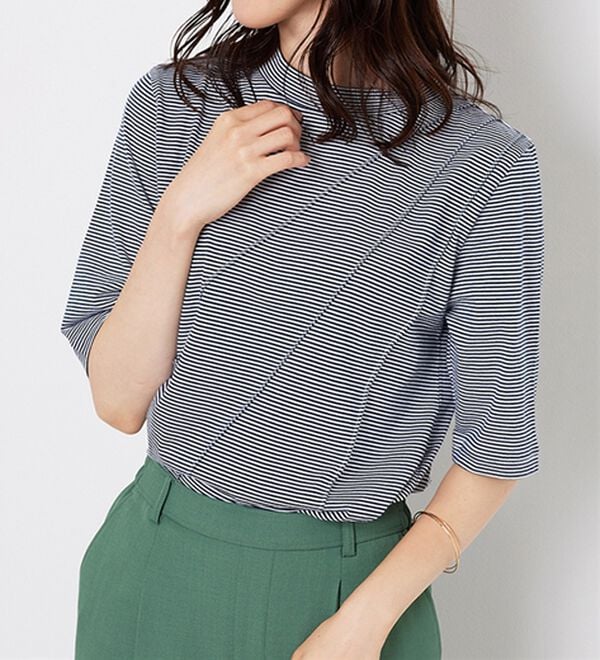 BELLUNA（ベルーナ）の「細ボーダータックデザインチュニック（チュニック）」｜詳細画像