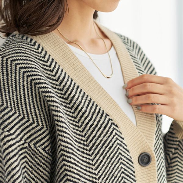 BELLUNA（ベルーナ）の「コーデの主役オーバーサイズヘリンボンカーディガン（ニットカーディガン）」｜詳細画像