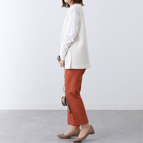 BELLUNA（ベルーナ）の「ブークレー素材ボタン使いベスト（ベスト）」｜詳細画像