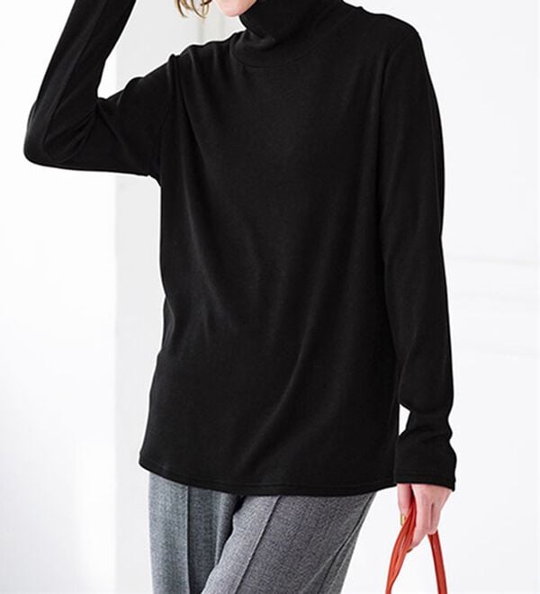 BELLUNA（ベルーナ）の「うっとりなめらか素材ハイネックプルオーバー（カットソー）」｜詳細画像