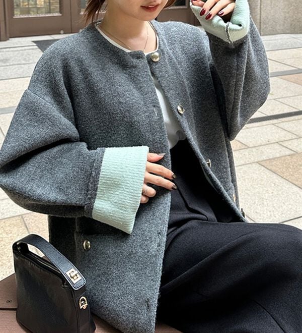 RANAN（ラナン）の「裏配色ゴールド調ボタンニットコーディガン（ニットカーディガン）」｜詳細画像