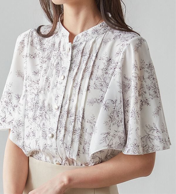 RANAN（ラナン）の「【新色追加】ひんやり！ピンタックフレアー袖ブラウス（ブラウス）」｜ホワイト(花柄)