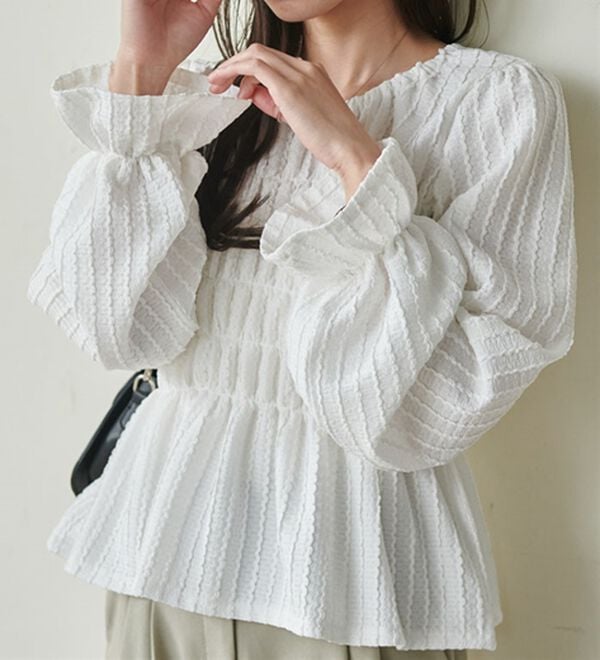 RANAN（ラナン）の「シャーリングカットブラウス（カットソー）」｜詳細画像