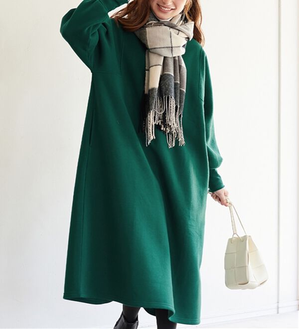 Viola e Viola（ヴィオラ エ ヴィオラ）の「あったか裏起毛ゆるワンピース（カットソーワンピース）」｜詳細画像