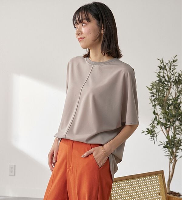 BELLUNA（ベルーナ）の「Ｔシャツ感覚なのにきちんとブラウス見え！カットジョーゼット半袖プルオーバー（カットソー）」｜詳細画像