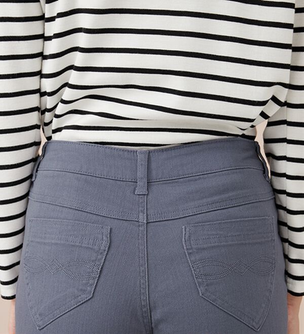 BELLUNA（ベルーナ）の「ホワイトヤーンストレッチカラーパンツ（フルレングスパンツ）」｜詳細画像