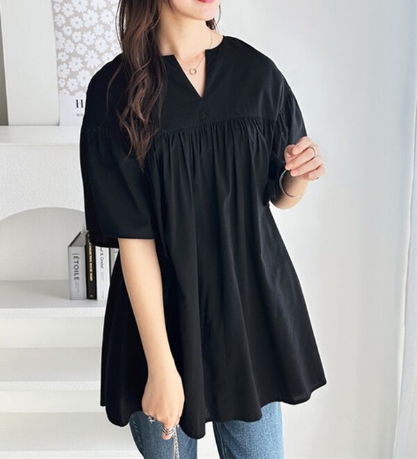 GeeRA（ジーラ）の「フレアー袖キーネックブラウス（ブラウス）」｜詳細画像