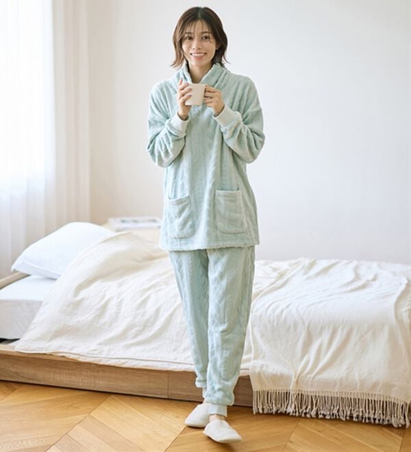 LAVIENNE（ラヴィエンヌ）の「寒がりさんのためのふわっもこケーブルフリースパジャマ（パジャマ・ルームウェア）」｜詳細画像