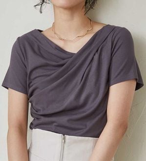 RANAN（ラナン）の「【ひんやり／着映え】上品ドレープリブＴシャツ（カットソー）」｜チャコール