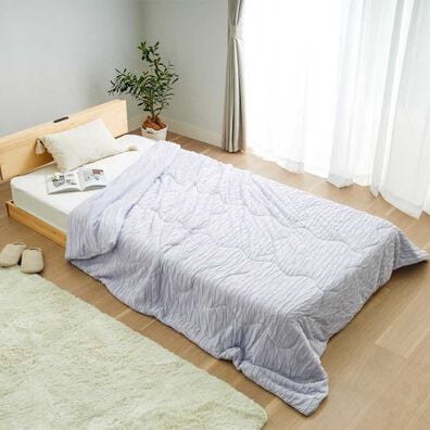 iellio（イエリオ）の「ふんわりとろける布団カバーにもなる肌掛布団（肌掛布団・タオルケット）」