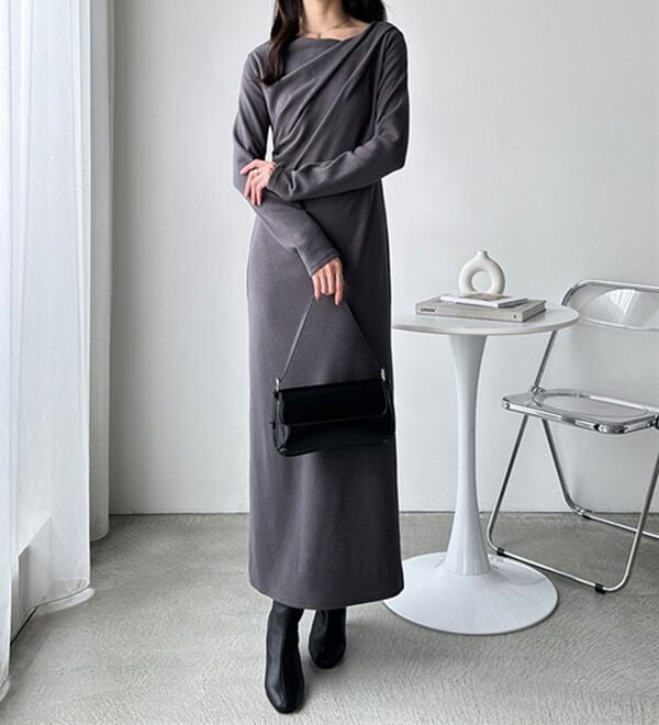 GeeRA（ジーラ）の「ドレープデザインワンピース（その他ワンピース）」｜詳細画像