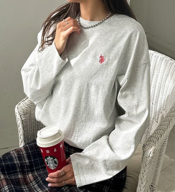 GeeRA（ジーラ）の「【Ｕ．Ｓ．ＰＯＬＯ ＡＳＳＮ】オーバーサイズ刺しゅうロンＴ（カットソー）」｜詳細画像