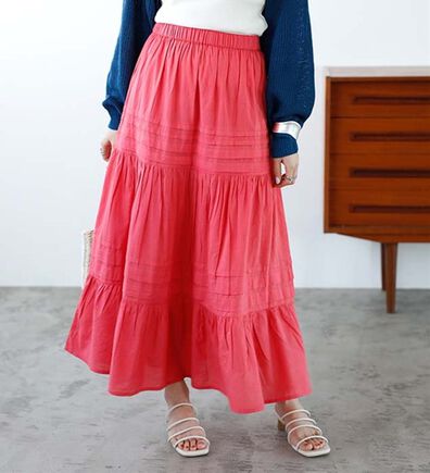 GeeRA（ジーラ）の「タックティアードマキシスカート（ロングスカート）」