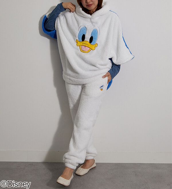 BELLUNA（ベルーナ）の「＜Ｄｉｓｎｅｙ＞【ドナルドダック】両面ボアポンチョ（パジャマ・ルームウェア）」｜詳細画像