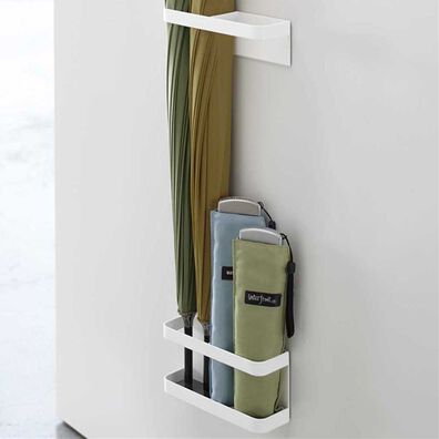 iellio（イエリオ）の「タワー　マグネットアンブレラスタンド＜ｔｏｗｅｒ山崎実業＞（小物・小型収納）」