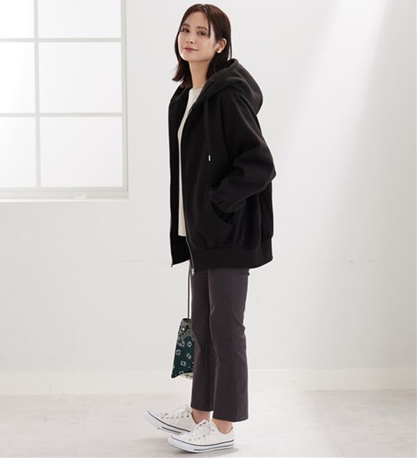 BELLUNA（ベルーナ）の「裏起毛素材ビッグシルエットジップパーカー（パーカー）」｜詳細画像