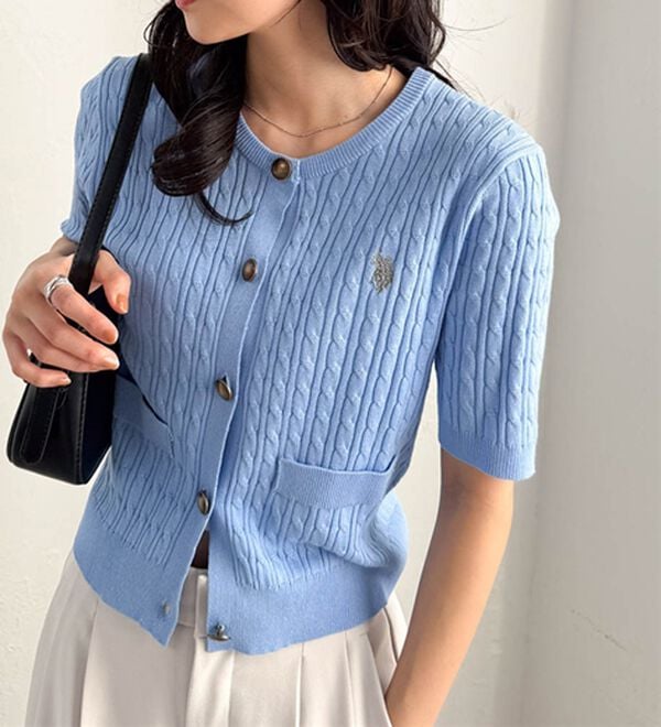 RANAN（ラナン）の「＜Ｕ．Ｓ．ＰＯＬＯ　ＡＳＳＮ．＞ゴールドボタン半袖刺繍ケーブルニットカーディガン（ニットカーディガン）」｜詳細画像