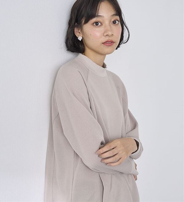 BELLUNA（ベルーナ）の「綿入り素材ラグランデザインポケットトレーナー（トレーナー・スウェット）」｜詳細画像