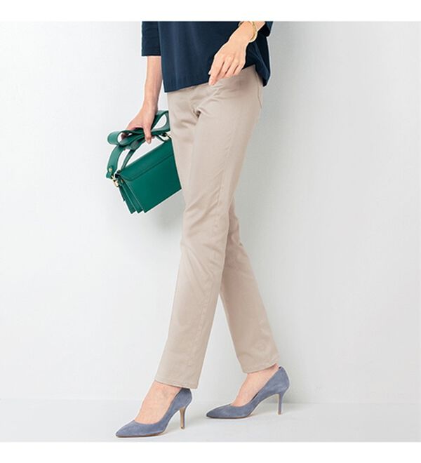 VINNO（ヴィノ）の「美のクラ・コットン混サテンパンツ（フルレングスパンツ）」｜詳細画像