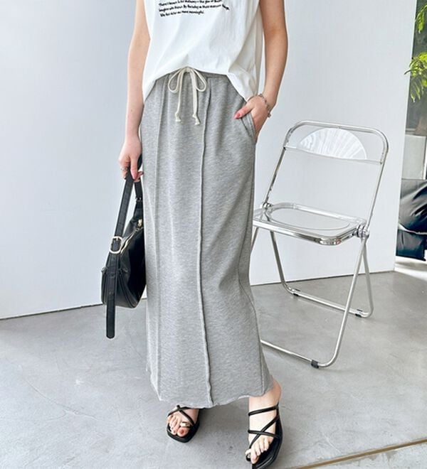 GeeRA（ジーラ）の「すっきり見え！フロントラインスウェットナロースカート（ロングスカート）」｜詳細画像