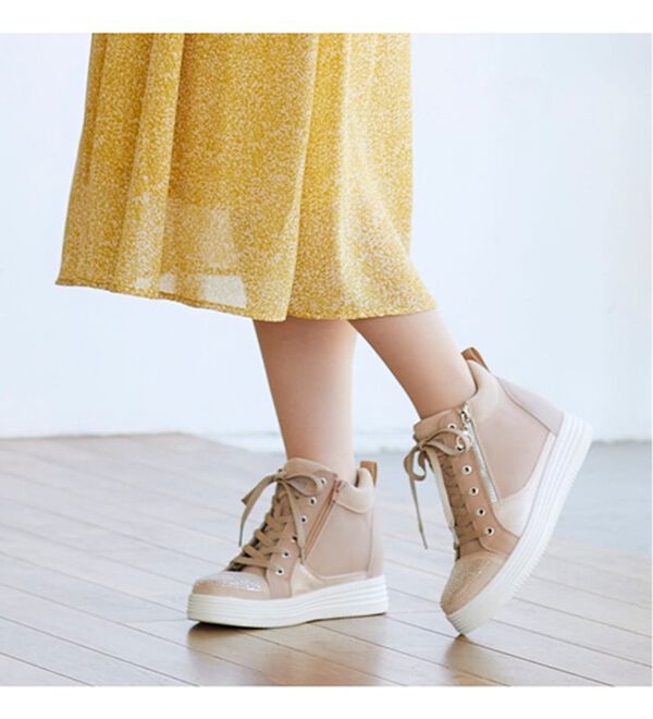 BELLUNA（ベルーナ）の「美脚魅せインヒールキラキラスニーカー（スニーカー）」｜詳細画像