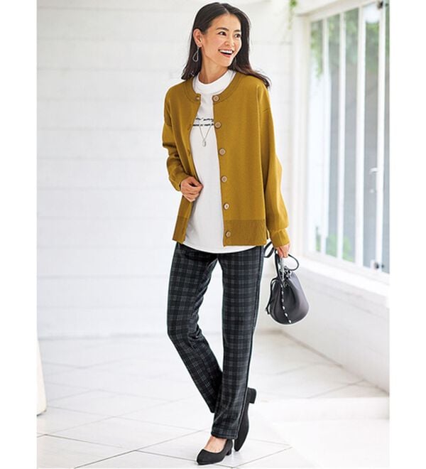 BELLUNA（ベルーナ）の「ラクふわスッキリ！静電気防止裏ファーパンツ（フルレングスパンツ）」｜詳細画像