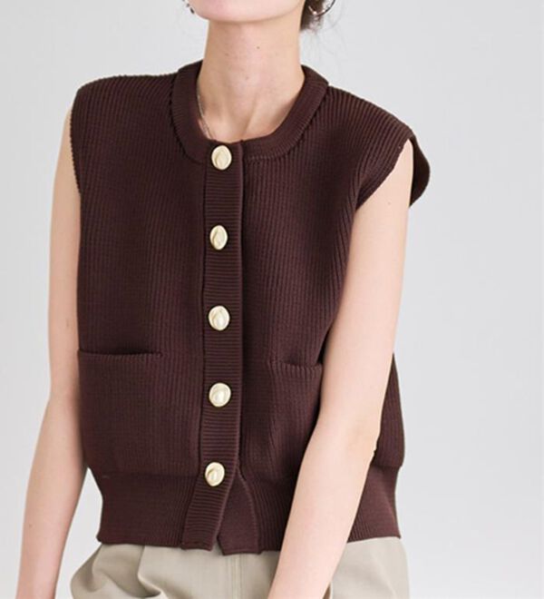 RANAN（ラナン）の「ニュアンスボタンニットベスト（ベスト）」｜詳細画像