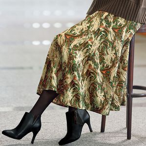 BELLUNA（ベルーナ）の「華やぎプリントフレアースカート（ロングスカート）」｜ベージュ系ビンテージ