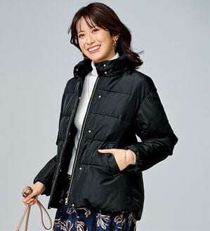 BELLUNA（ベルーナ）の「軽やか仕立て中わたショート丈ジャケット（その他ジャケット）」｜黒