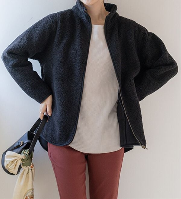 BELLUNA（ベルーナ）の「裏フリースボア素材スタンドネックブルゾン（ブルゾン）」｜詳細画像