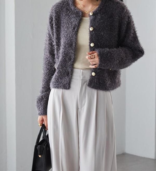 RANAN（ラナン）の「ゴールド調ボタンラメシャギーカーディガン（ニットカーディガン）」｜詳細画像