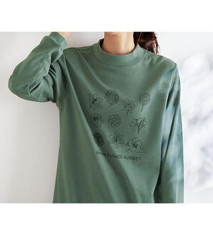 BELLUNA（ベルーナ）の「【メルティポンチ】プリントチュニック（チュニック）」｜フラワー(カーキ)