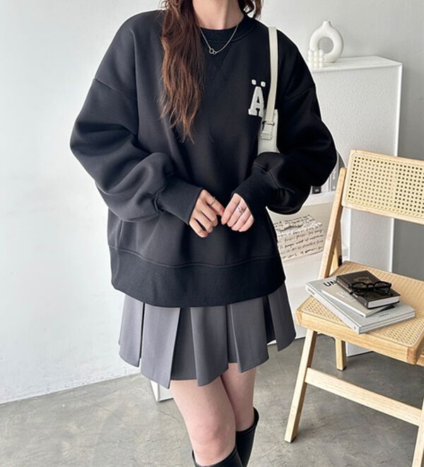 GeeRA（ジーラ）の「サガラ刺繍裏起毛スウェット（トレーナー・スウェット）」｜詳細画像