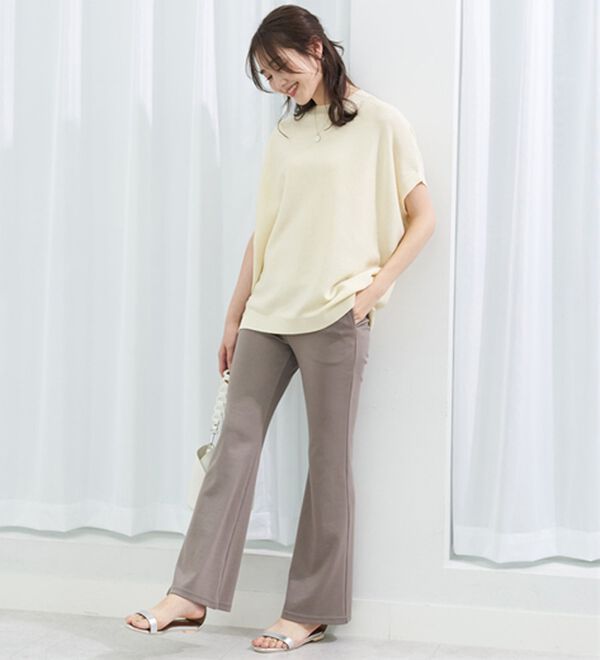 BELLUNA（ベルーナ）の「シュッと体型カバー！ジャストフィットフレアーパンツ（フルレングスパンツ）」｜詳細画像