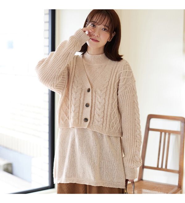 Viola e Viola（ヴィオラ エ ヴィオラ）の「【２点セット】ケーブルカーデ＆チュニックセット（アンサンブル）」｜詳細画像