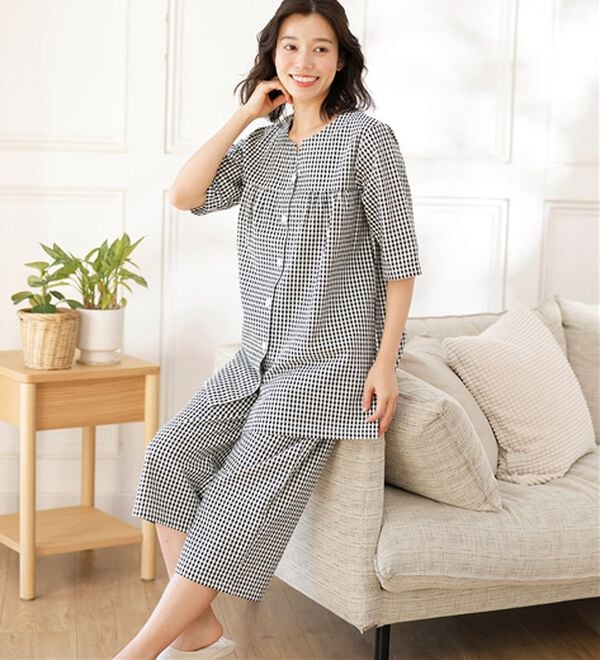 LAVIENNE（ラヴィエンヌ）の「綿１００％サッカーパジャマ（パジャマ・ルームウェア）」｜詳細画像