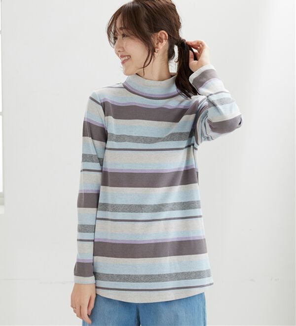 BELLUNA（ベルーナ）の「ふわふわ裏ファーハイネックプルオーバー（カットソー）」｜詳細画像