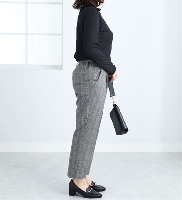 BELLUNA（ベルーナ）の「サマ見え(スーパーウォーム)ウール調素材美脚テーパードパンツ（テーパードパンツ）」｜詳細画像
