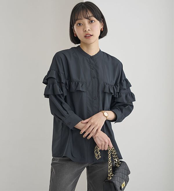 BELLUNA（ベルーナ）の「シャカ伸び！はっ水ティアードフリルブラウス（ブラウス）」｜詳細画像