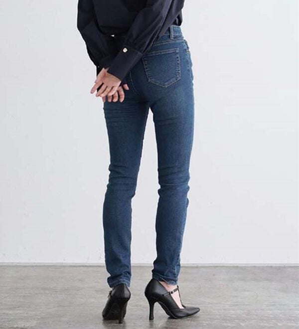 Pierrot（ピエロ）の「【ＸＳ～４Ｌ】ストレッチスキニーデニムパンツ（フルレングスパンツ）」｜詳細画像