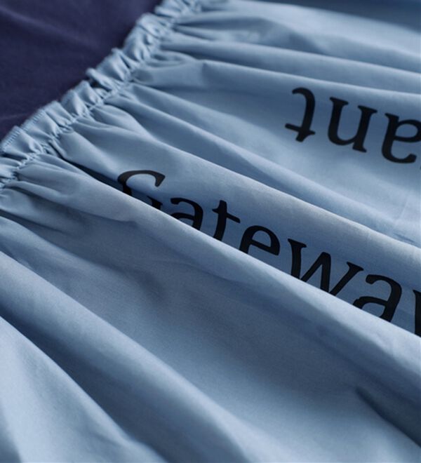 BELLUNA（ベルーナ）の「異素材切替バックロゴプルオーバー（カットソー）」｜詳細画像