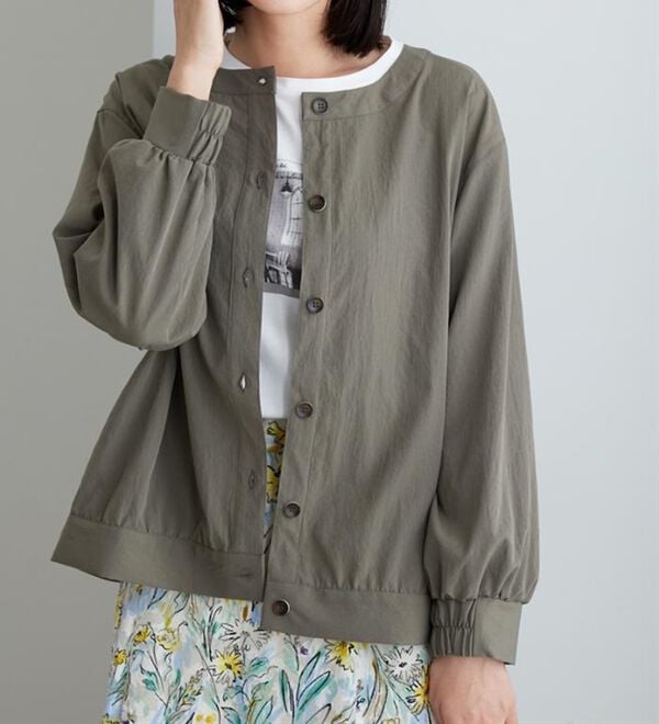 BELLUNA（ベルーナ）の「ビンテージ調ボタンデザインブルゾン（その他ジャケット）」｜詳細画像