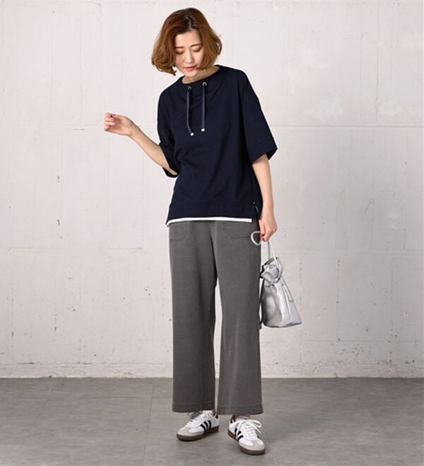 BELLUNA（ベルーナ）の「ワイドネックデザイン重ね着風プルオーバー（カットソー）」｜詳細画像