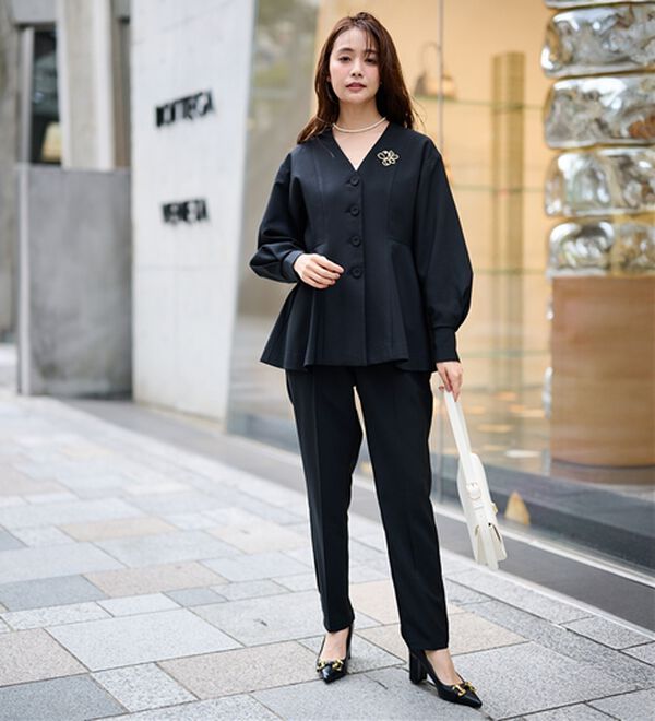 RANAN（ラナン）の「【２点セット】Ｖネックペプラムセットアップ（パンツスーツ）」｜詳細画像