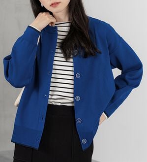 BELLUNA（ベルーナ）の「【快適Ｌａｂ．】洗える！軽い！配色使いニットカーディガン（ニットカーディガン）」｜ロイヤルブルー