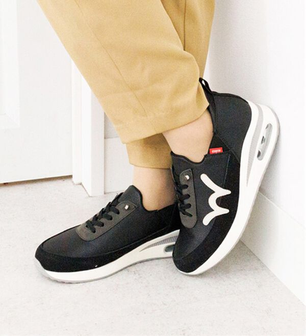 BELLUNA（ベルーナ）の「＜ＥＤＷＩＮ＞さっと履ける！牛床革エアソールスニーカー（スリッポン）」｜詳細画像